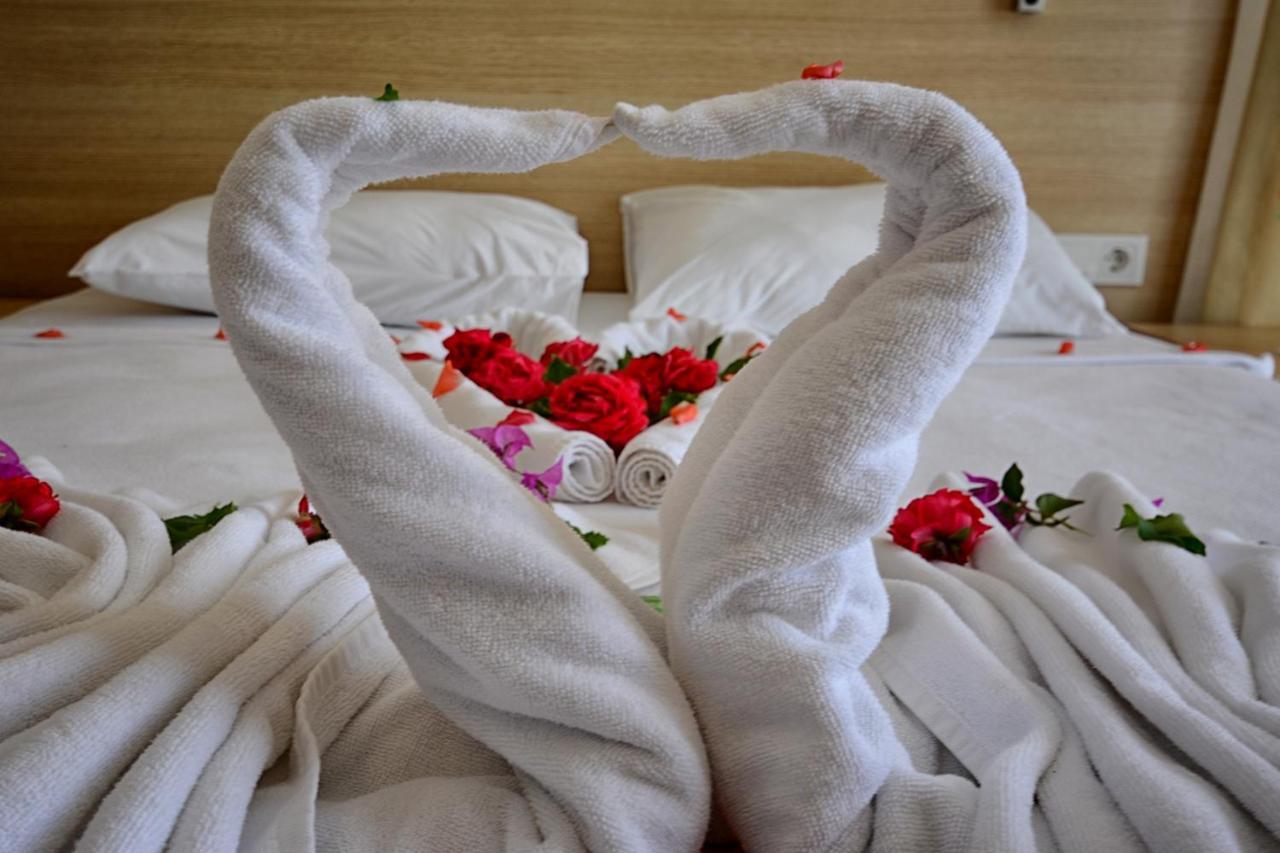City Hotel Marmaris Bagian luar foto